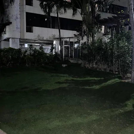 Flora\'S Place In Winland Towers Condominium
