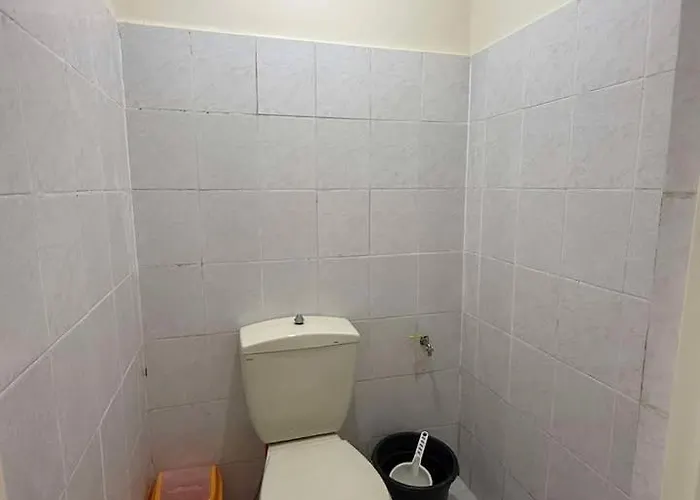 Flora's Place In Winland Towers 2* 세부